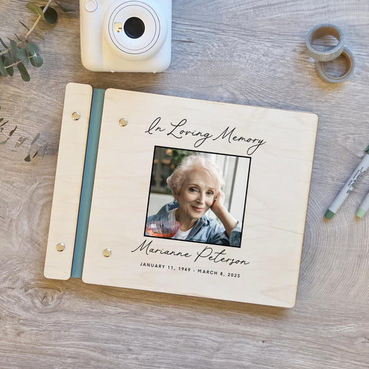 In Loving Memory guest book with color printed photo