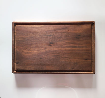Walnut 11x17 with juice groove